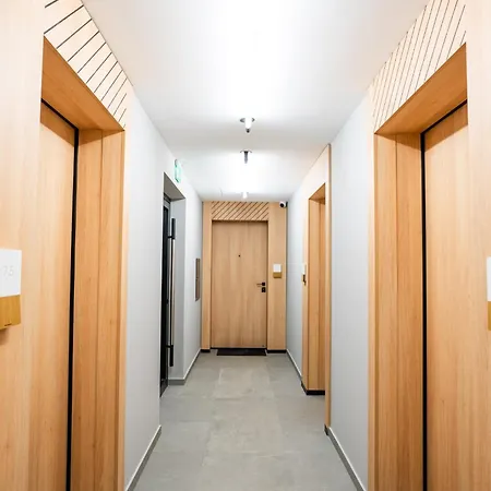 Stylish In Center Apartment